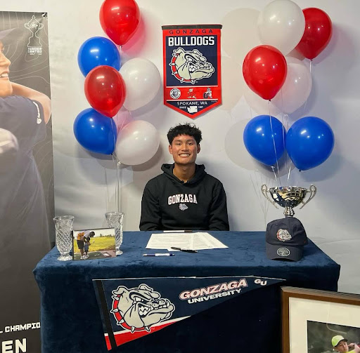 Jayden Lizama signing to Gonzaga University.